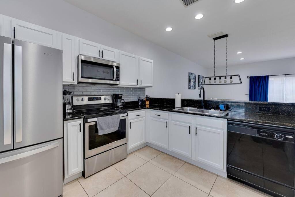 Welcome To Villa Azul, Your Home Away From Home! Kissimmee Exterior photo